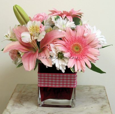 welcome baby flower arrangements